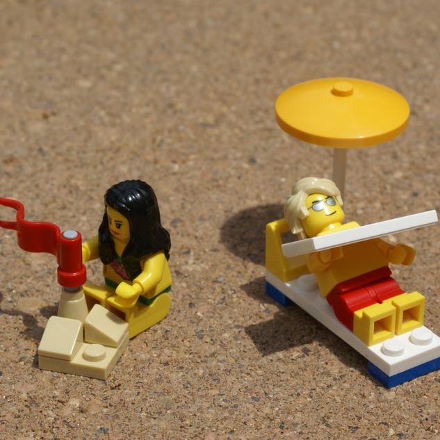 Lego beach minifigures hot sale