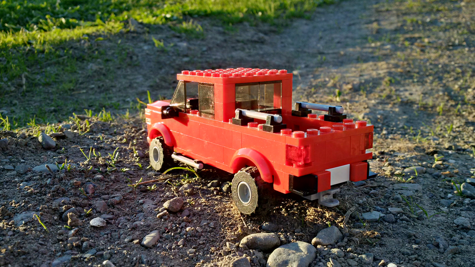 Lego red best sale pickup truck