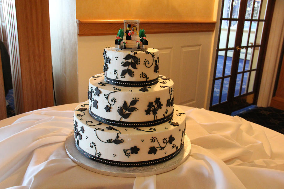 lego wedding cake topper