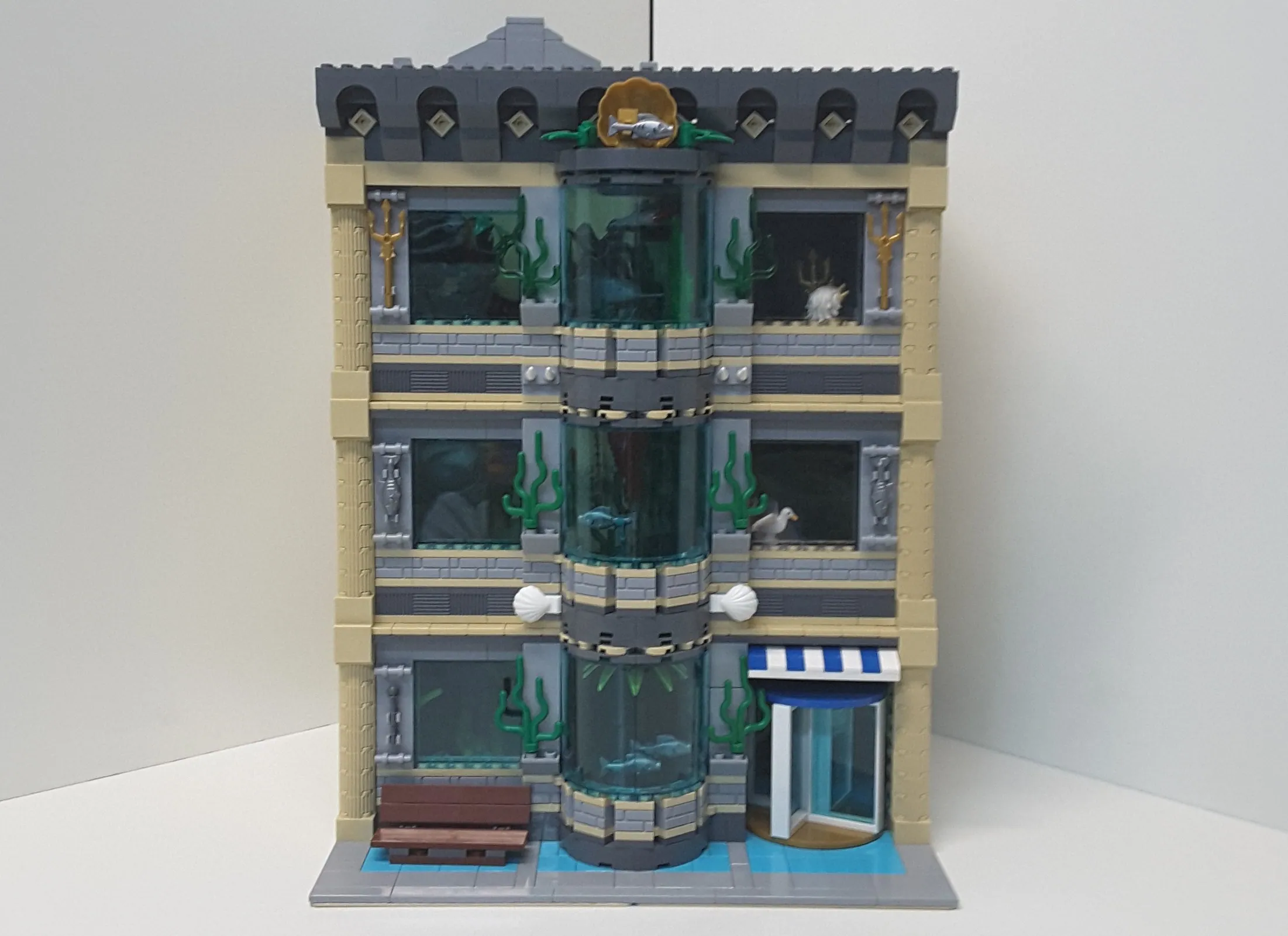 Deluxe Modular Aquarium | LEGO® Ideas