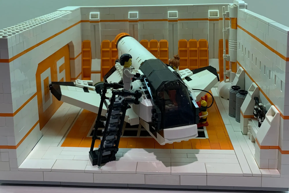 Lego hangar store