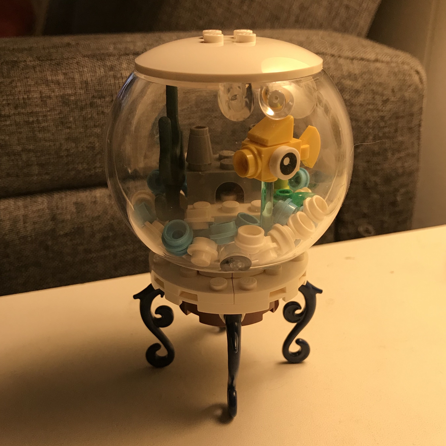 LEGO IDEAS Tiny Fish Bowl