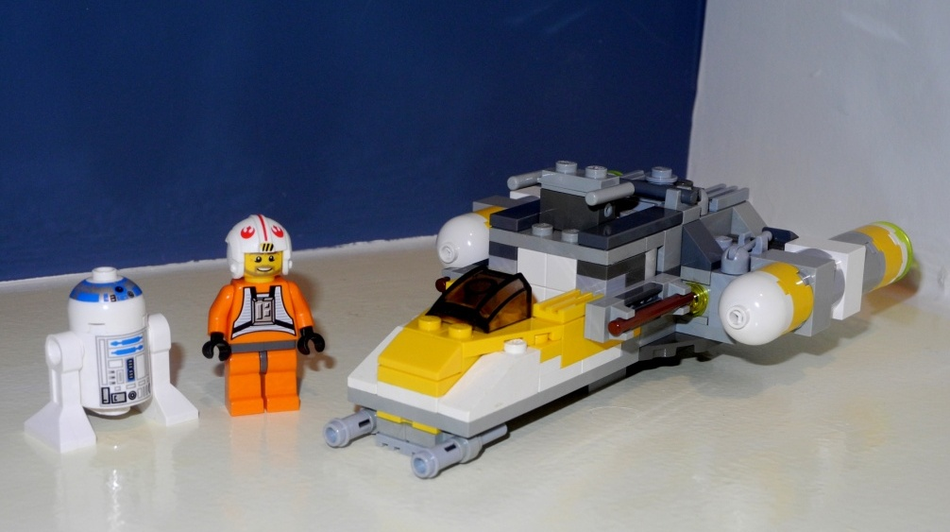 LEGO IDEAS Star Wars Y Wing Microfighter