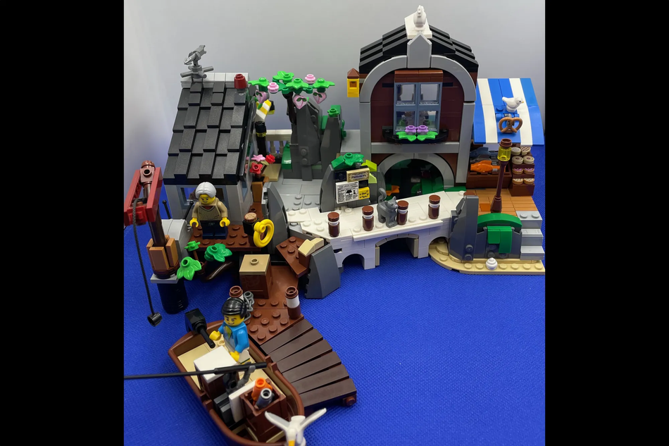 Lego docks discount