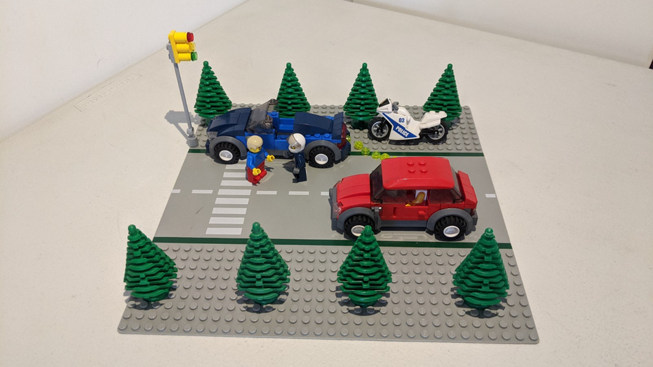 Car crash hot sale lego