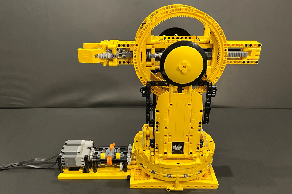 Lego technic robot store arm