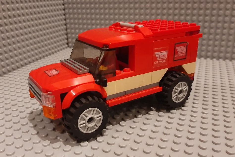 LEGO IDEAS Mail Truck