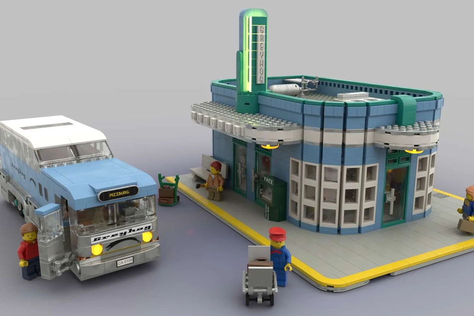 LEGO IDEAS - Grey Hog Bus Station