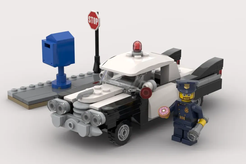 LEGO IDEAS Vintage Police Car