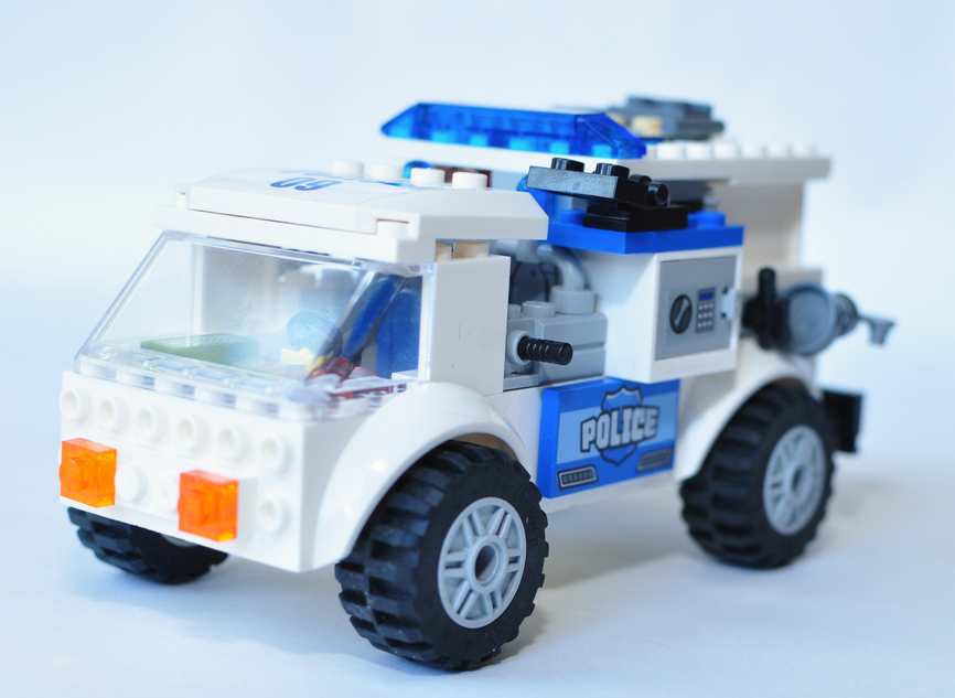 LEGO IDEAS Police Hunter