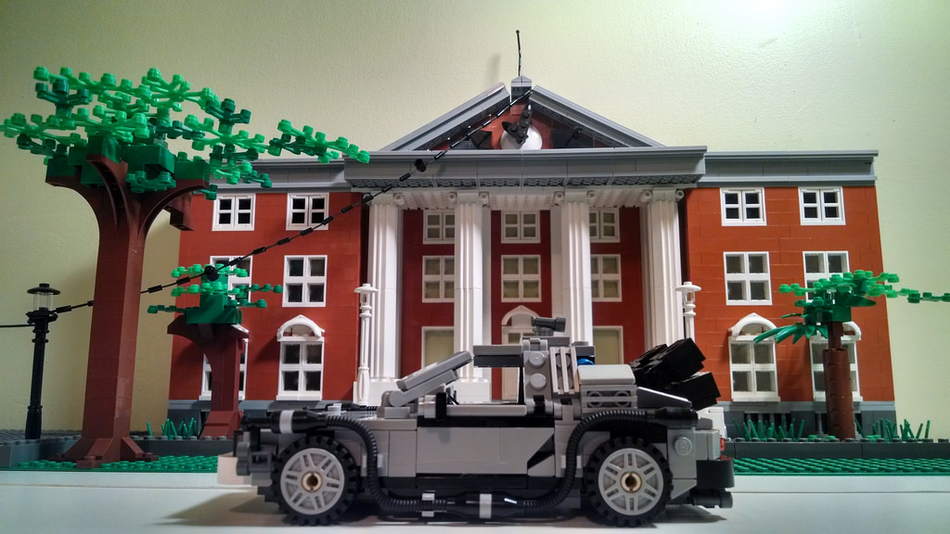 LEGO IDEAS - Back To The Future: Hill Valley Clock Tower (1955)