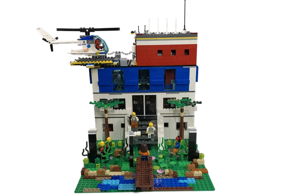 Lego store hospital ideas