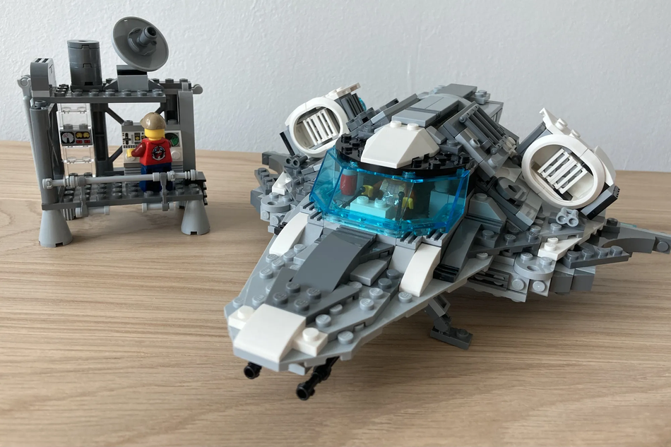 Lego store spaceship ideas