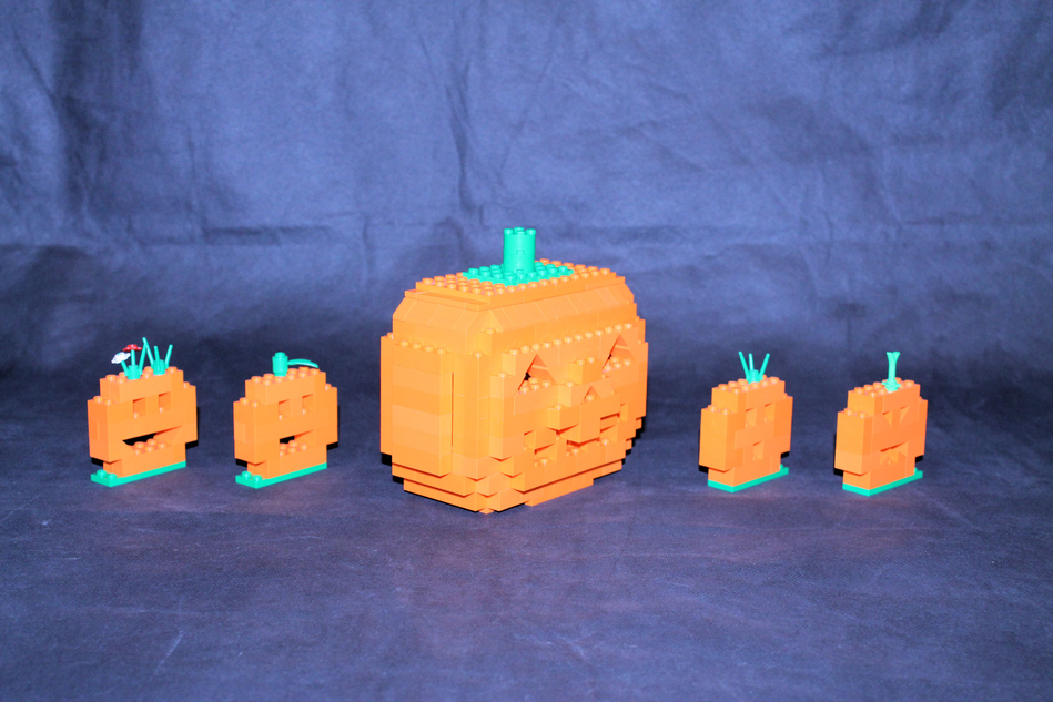 LEGO IDEAS Light up Jack O Lantern With Mini Jack O Lanterns