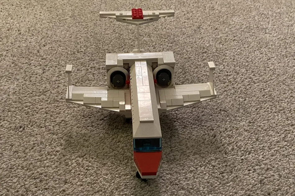 Red discount plane lego