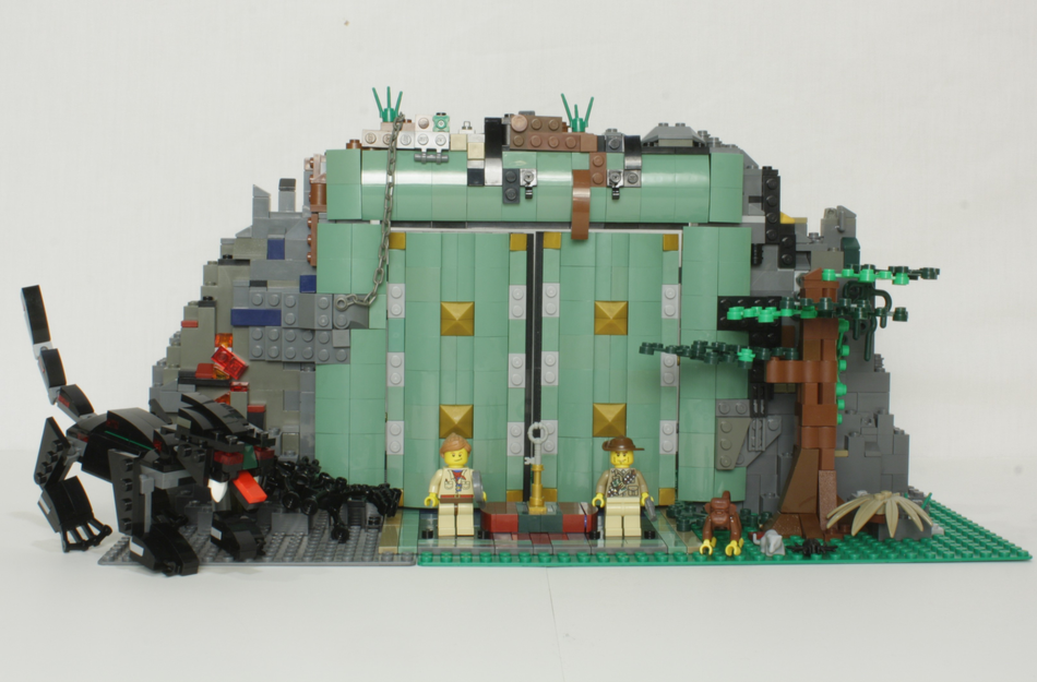 LEGO IDEAS Ancient Jungle Gate