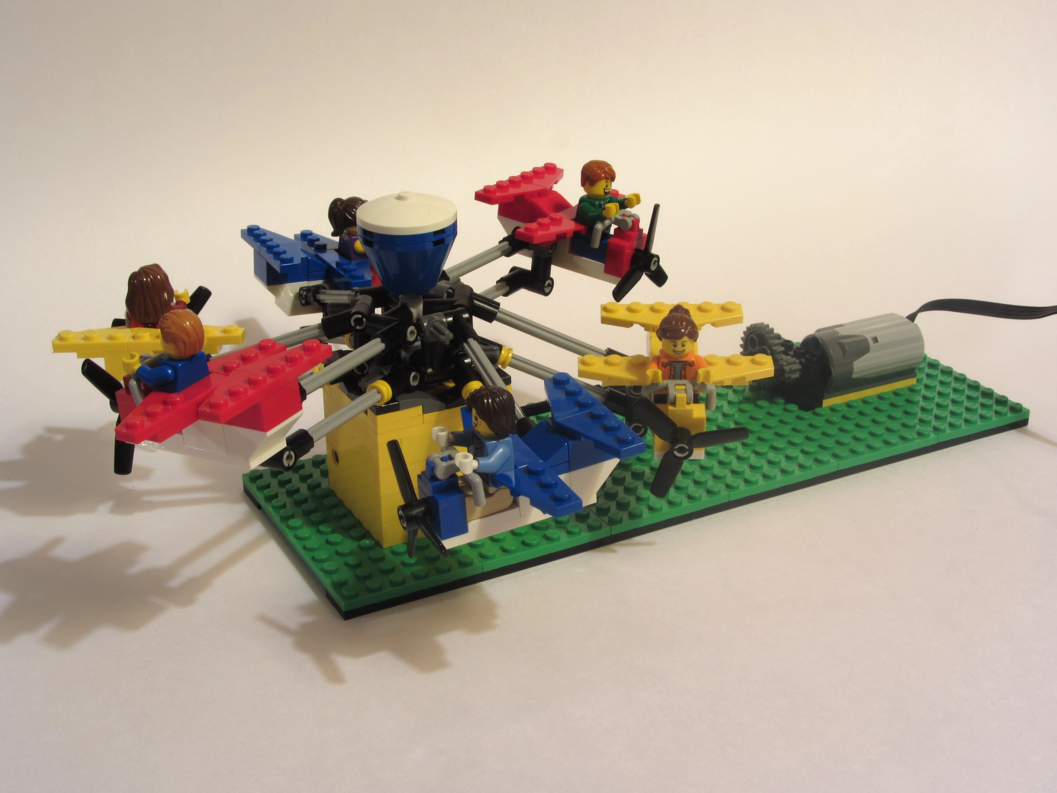 Flight School Carnival Ride | LEGO® Ideas
