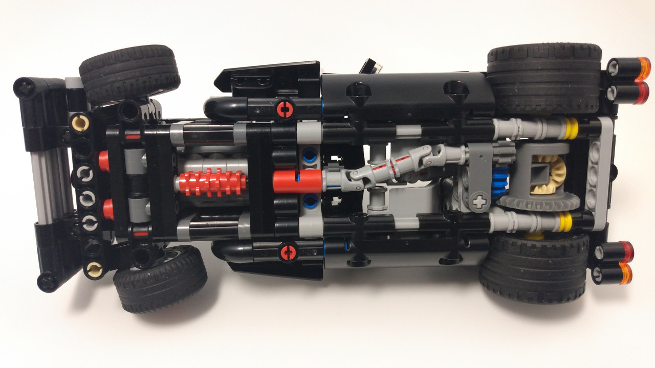 Lego technic 2024 car engine