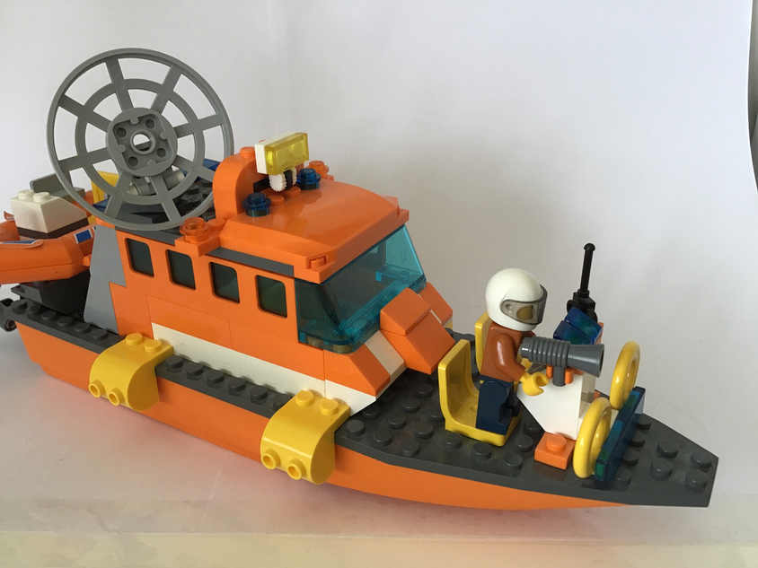 lego lifeguard boat