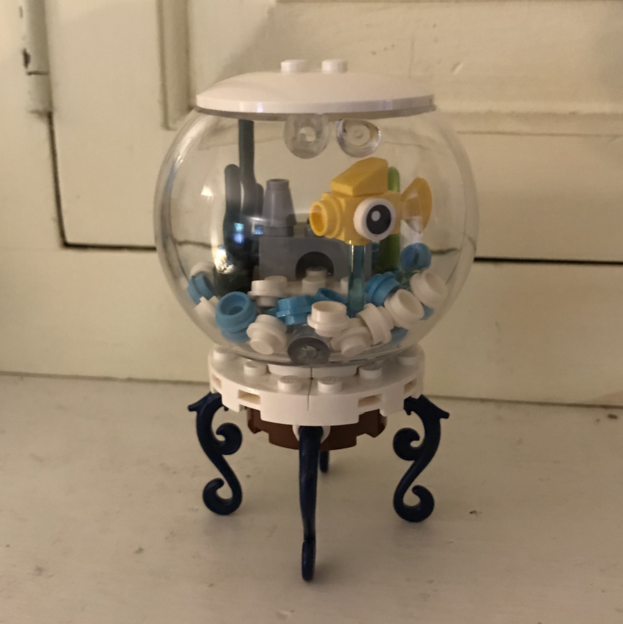 LEGO IDEAS Tiny Fish Bowl