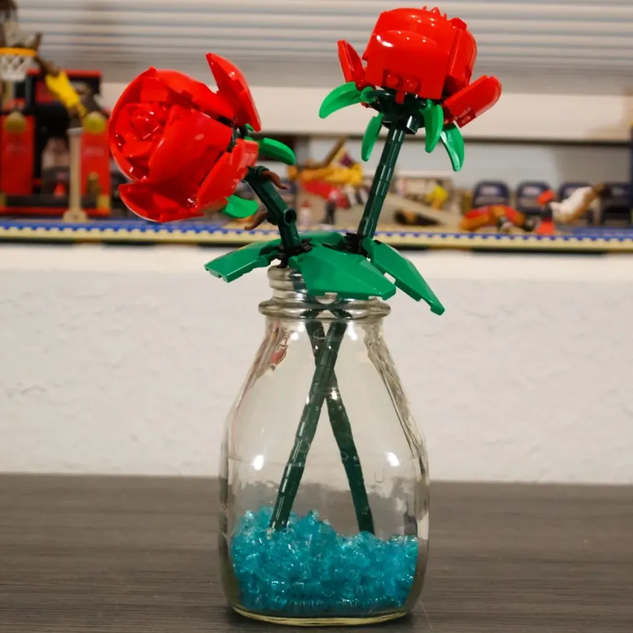 Vase for lego discount flowers