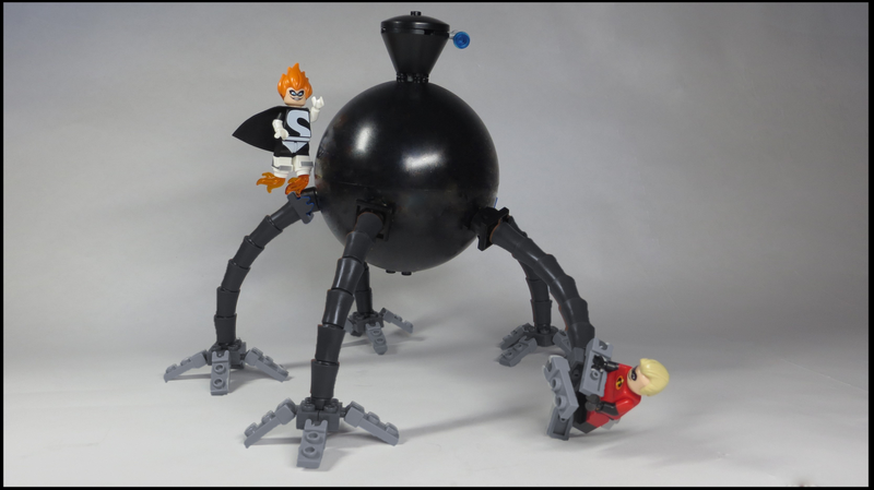 incredibles robot toy