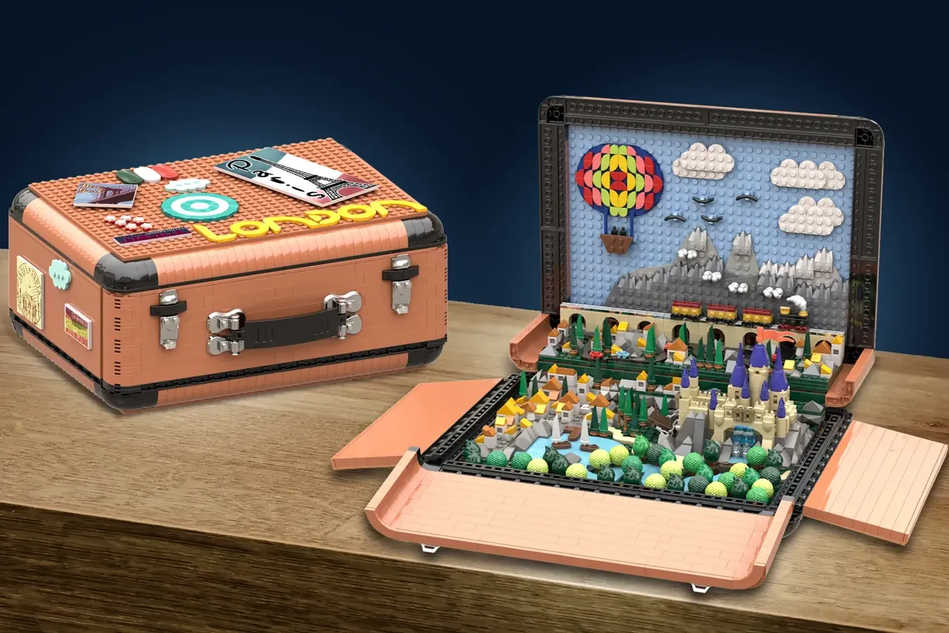 Lego best sale suitcase piece