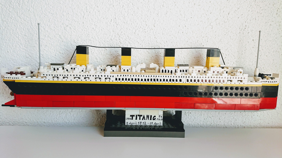 Lego discount lego titanic