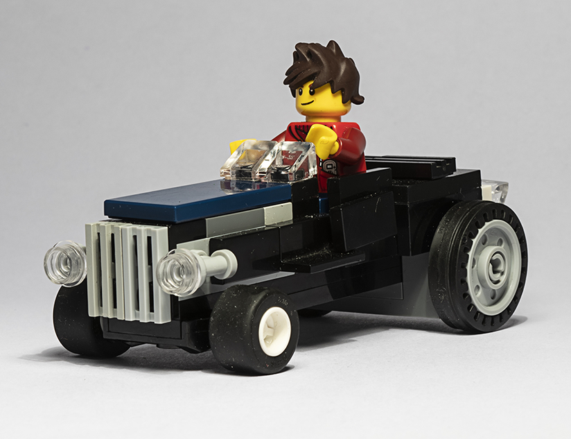 LEGO IDEAS Build a Vintage car to cruise the streets of LEGO