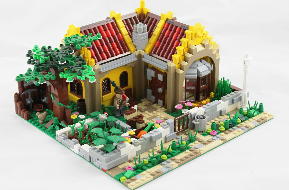 Small best sale house lego