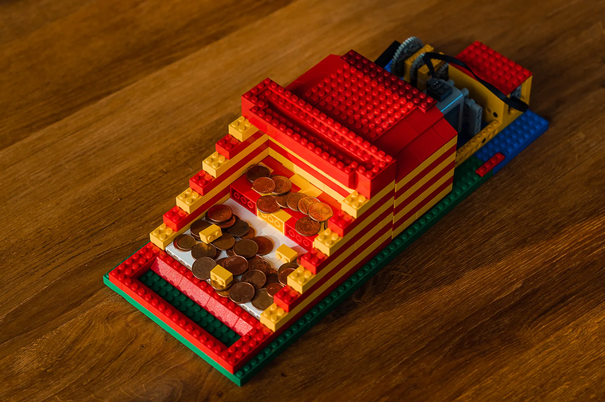 Working Coinpusher | LEGO® Ideas
