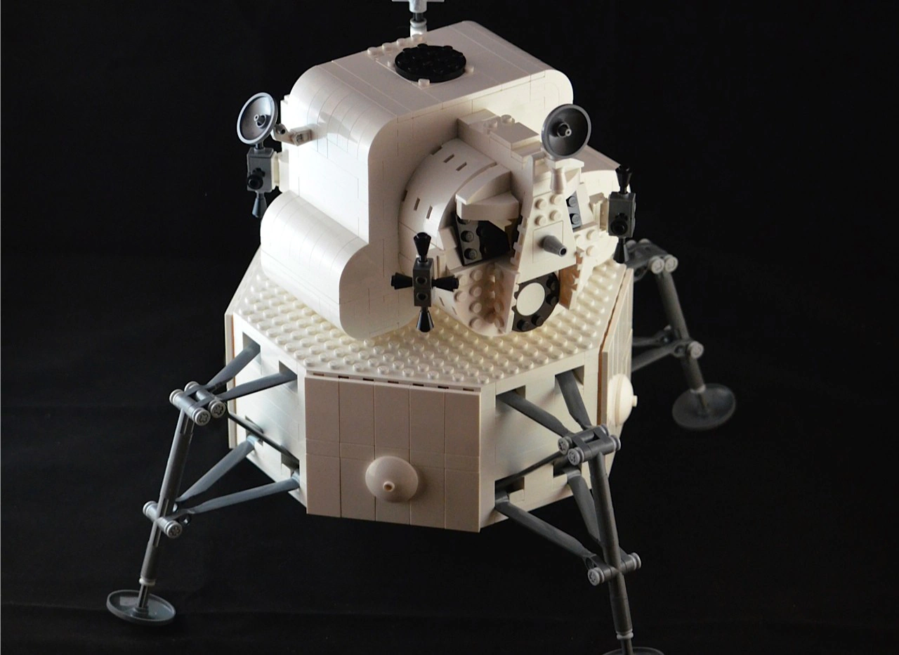 Project Apollo - 1964 Lunar Excursion Module | LEGO® Ideas