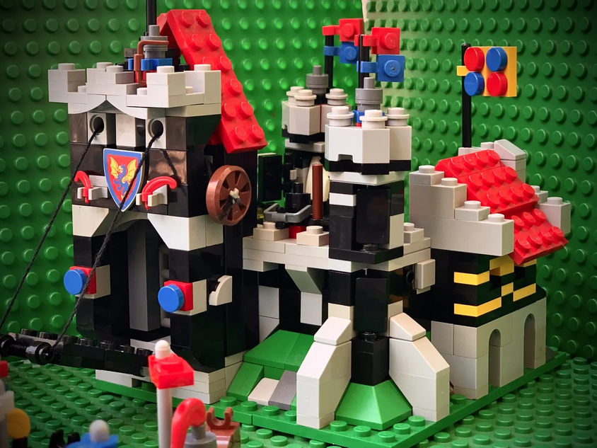 Lego best sale castle theme