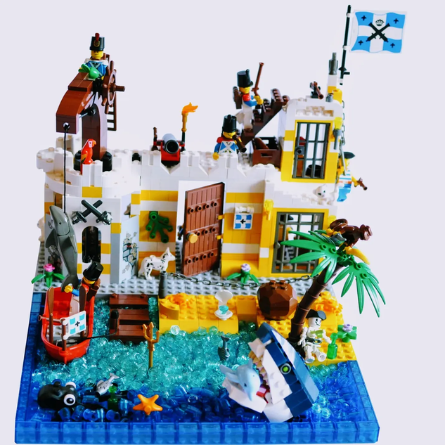 LEGO IDEAS 90th Anniversary Pirate Theme Celebrations Paradise Fortress