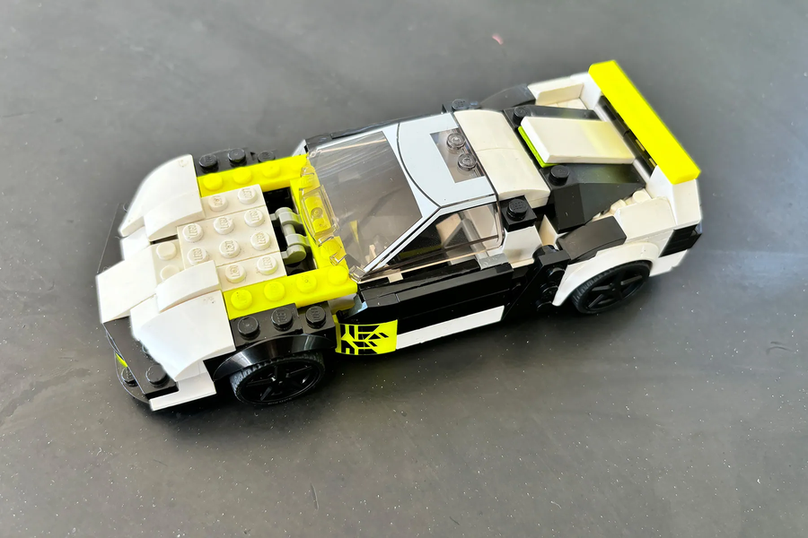 LEGO IDEAS Speed Champion Lexus LFA