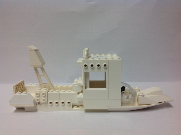 lego white boat