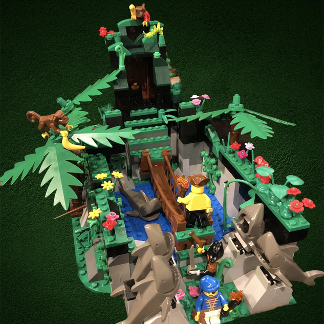 LEGO IDEAS 90th Anniversary Pirate Theme Celebrations The