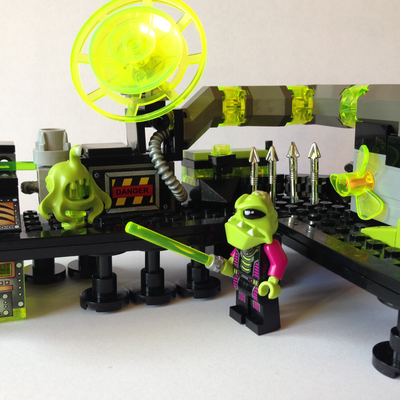 lego alien conquest moc