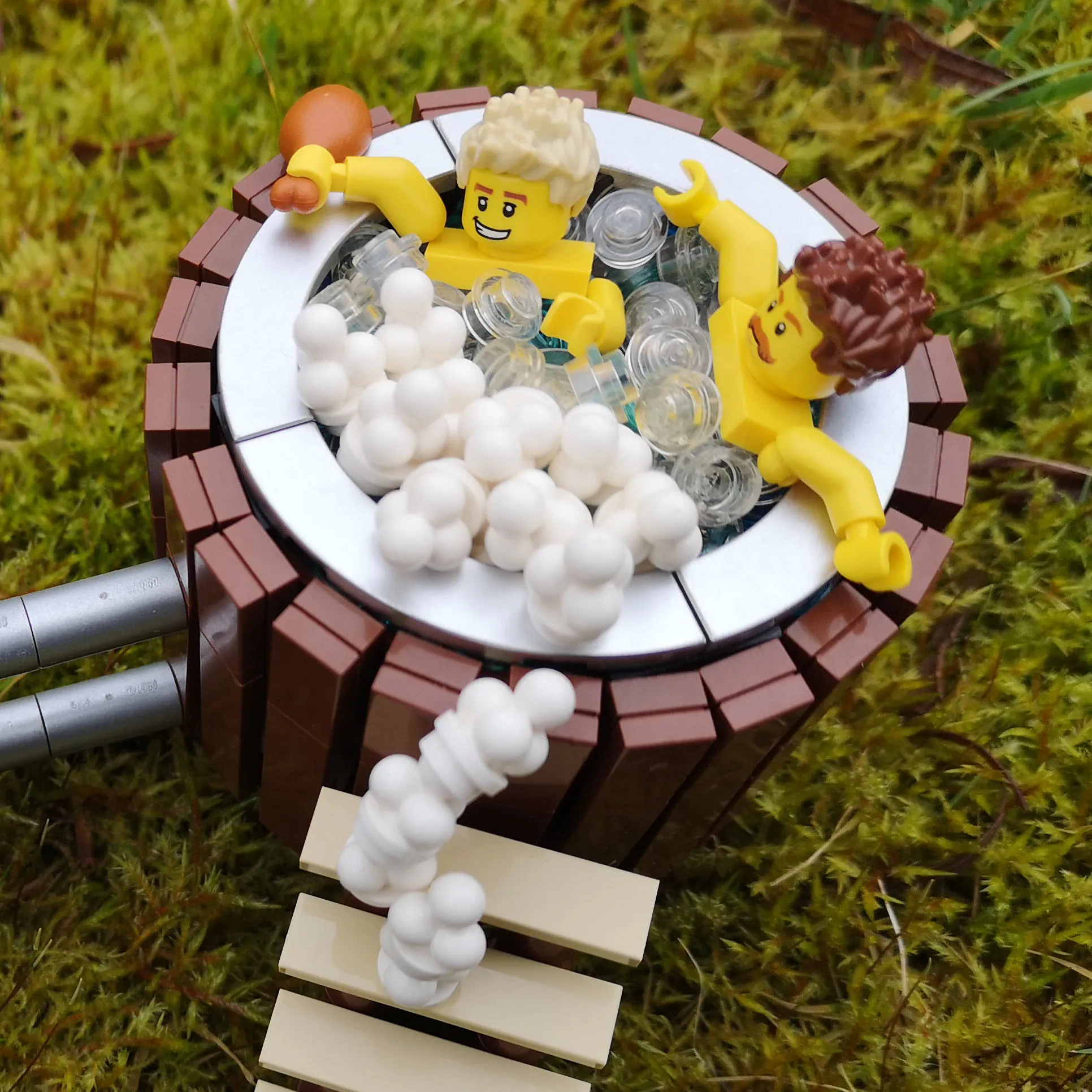 Hot Tub & BBQ Holiday Retreet | LEGO® Ideas