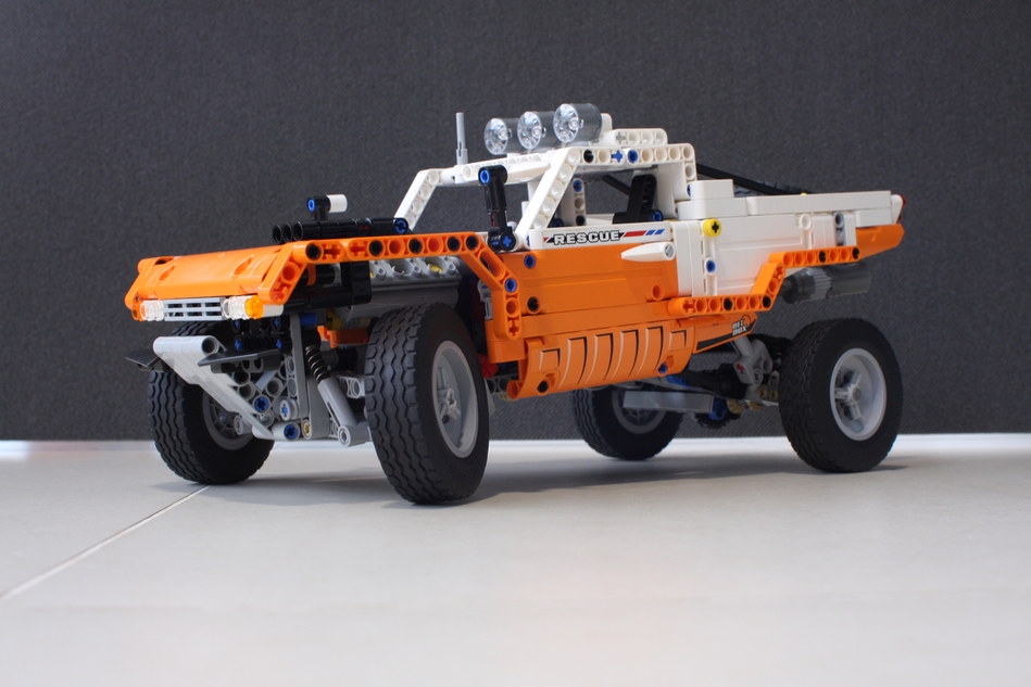 Lego technic hot sale baja truck