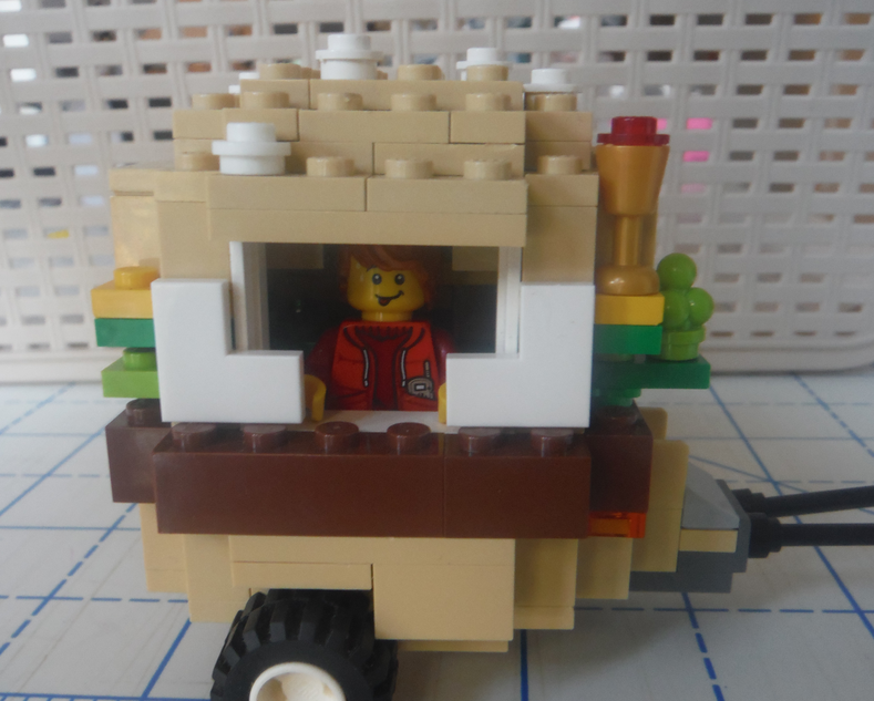 LEGO IDEAS Hamburger Fast Food Truck