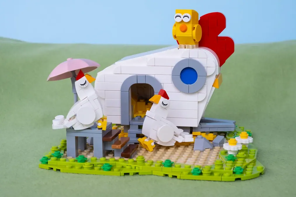 Lego chickens sales