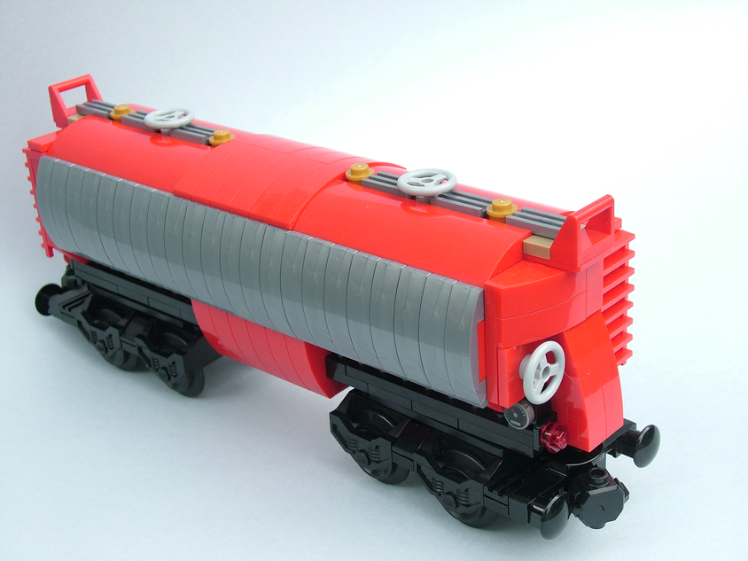 Lego train tanker online car