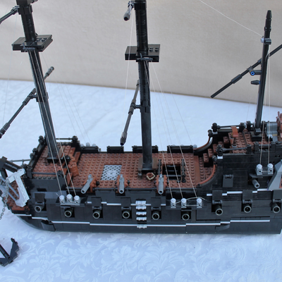 lego black pearl moc