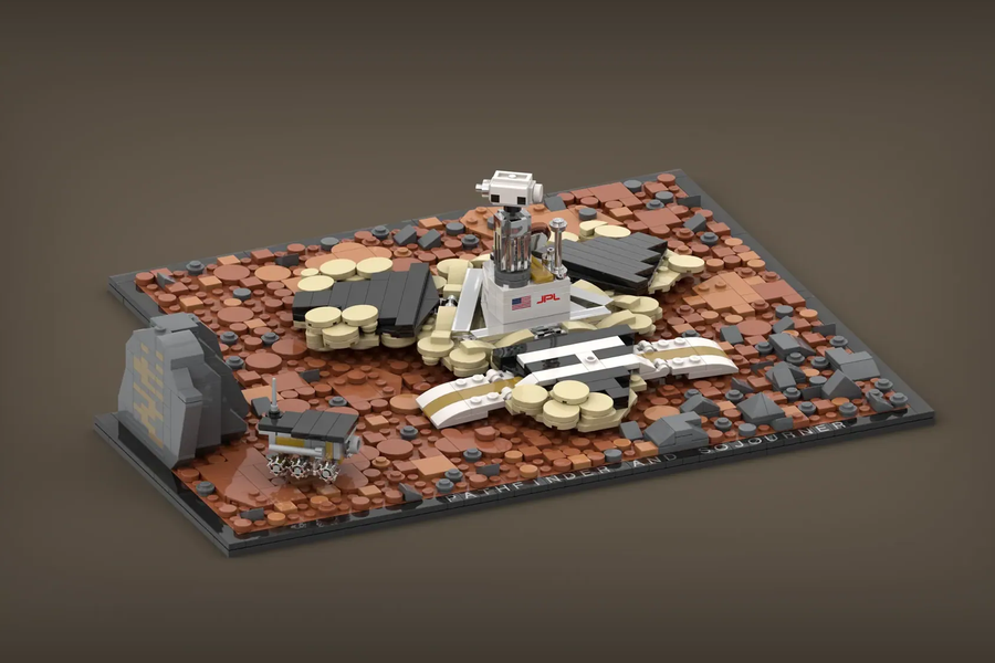 LEGO IDEAS SpaceX Falcon Heavy Rocket