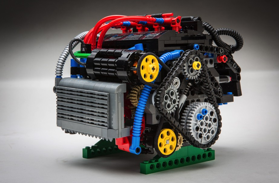 Lego car with online working engine