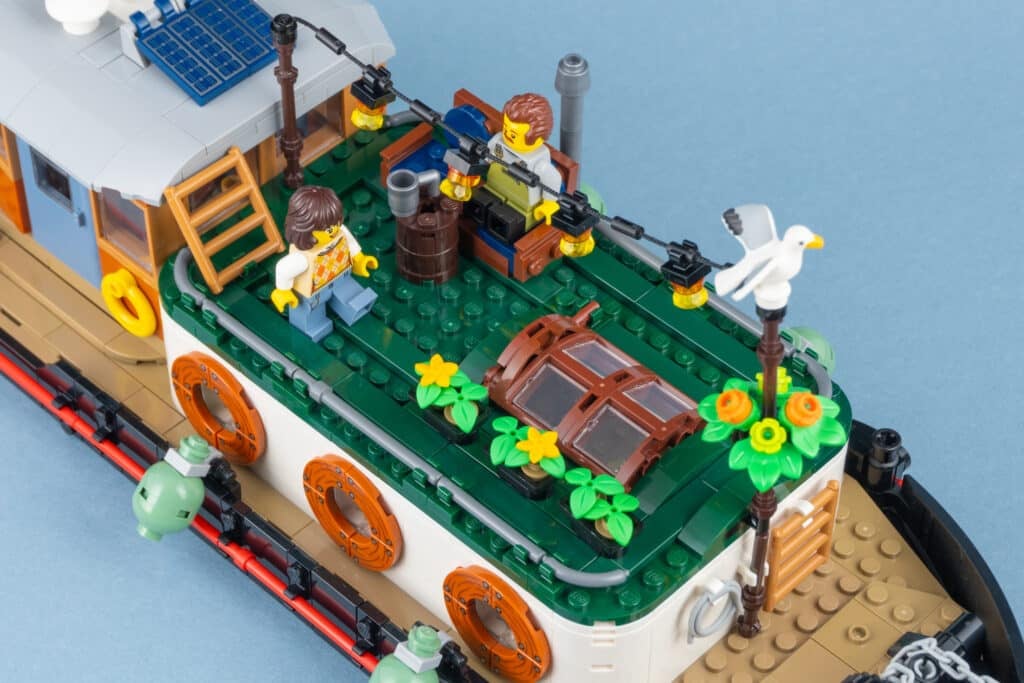 LEGO Ideas Canal Houseboat Jonas Kramm 6