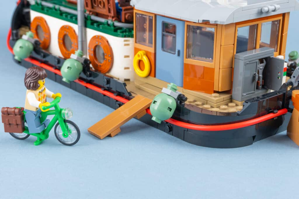 Lego canal hot sale boat