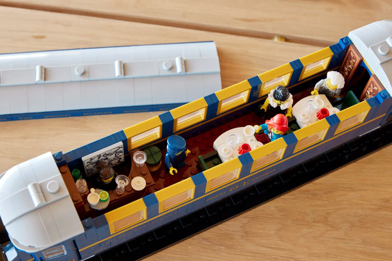 LEGO Orient Express Train reveal & thoughts! 2540 pieces, out Dec. 1