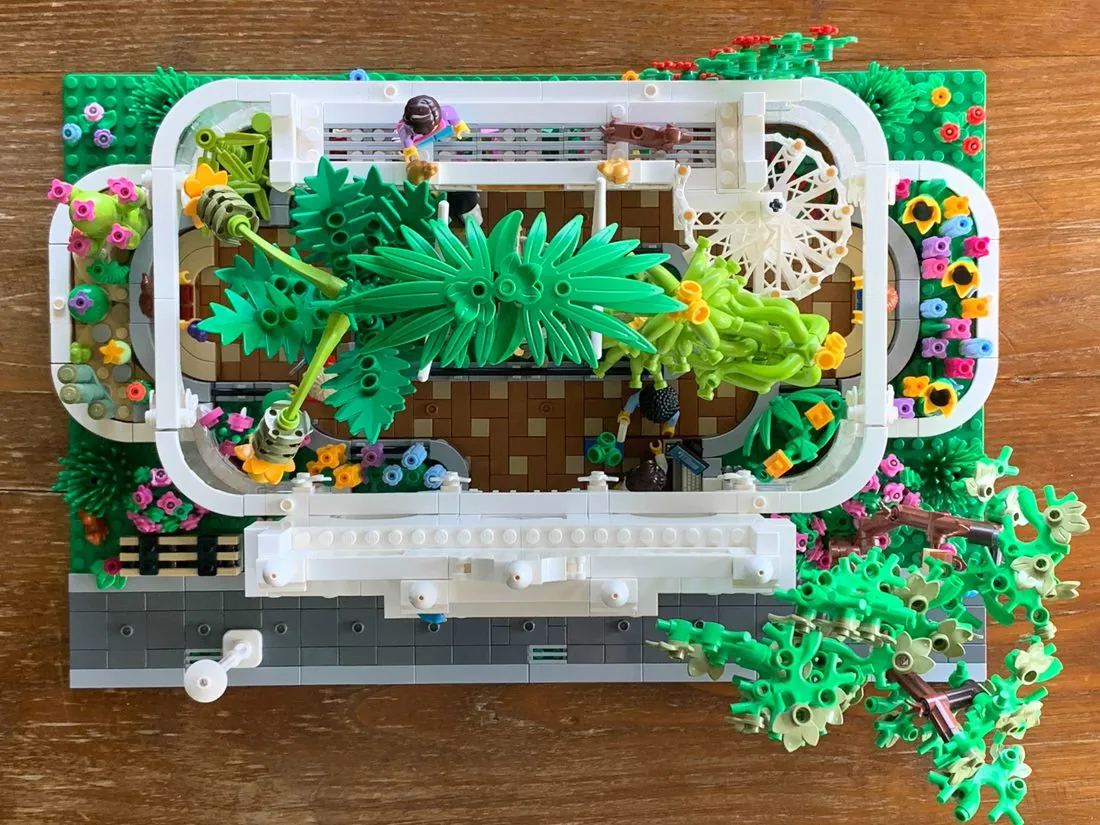 LEGO Botanical Garden to bloom to life after reaching 10,000 votes - Dexerto